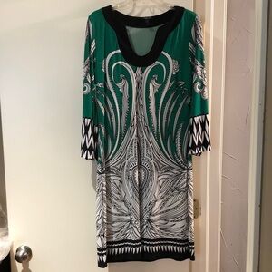 Forever Green, Black & White Midi Dress with Graphic Print size medium